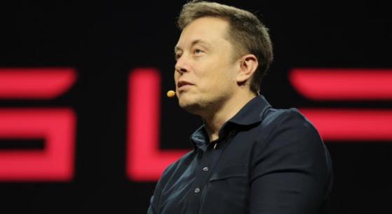 Tesla, Elon Musk continua ad elogiare la Cina