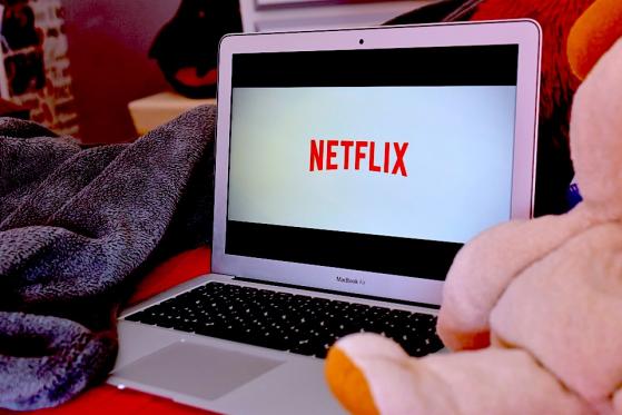 Gli azionisti frenano Netflix sulla questione stipendi