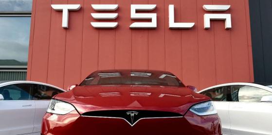 Tesla in forte rosso a Wall Street, pesa il calo delle consegne
